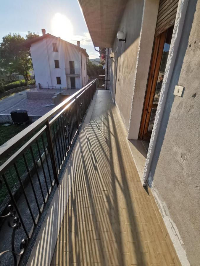 Апартаменти Casa Antonietta Неґрар Екстер'єр фото